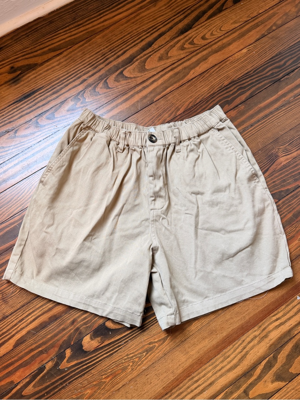 Cove Men's Khaki Elastic Waist Shorts